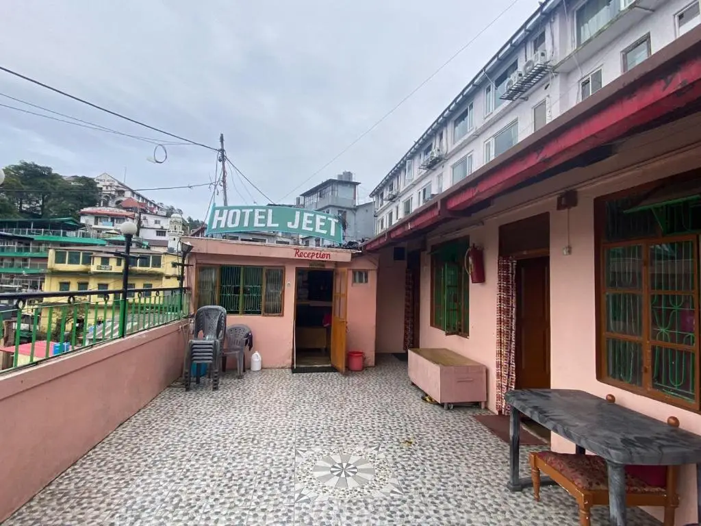 Hotel Jeet By WB Inn — фото 1