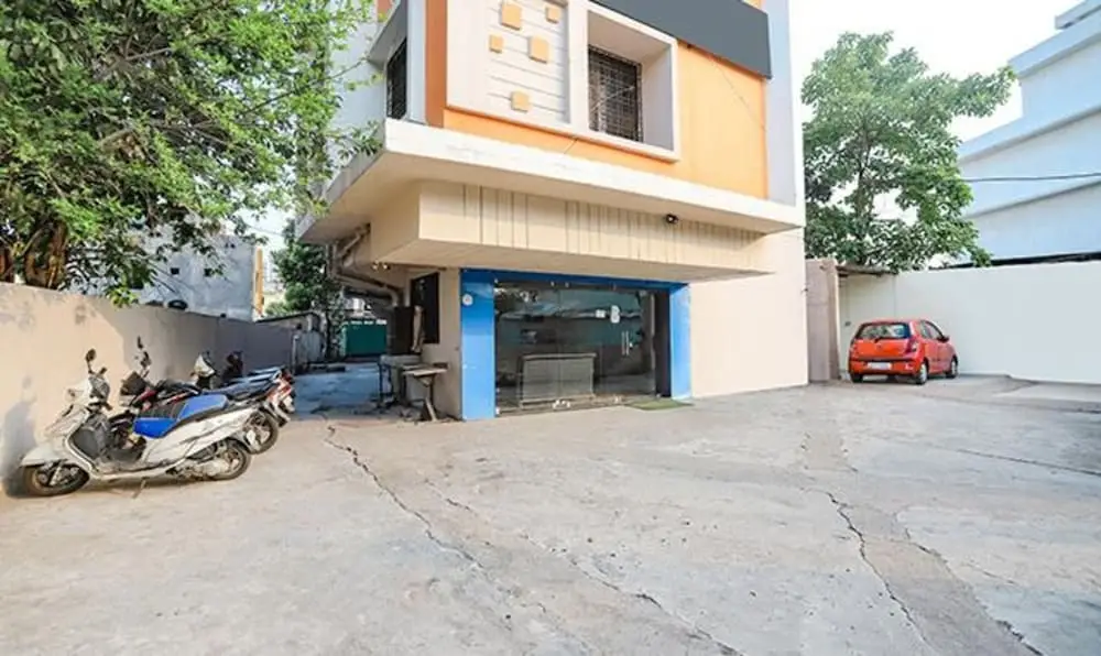 Fabhotel Krishna — фото 1