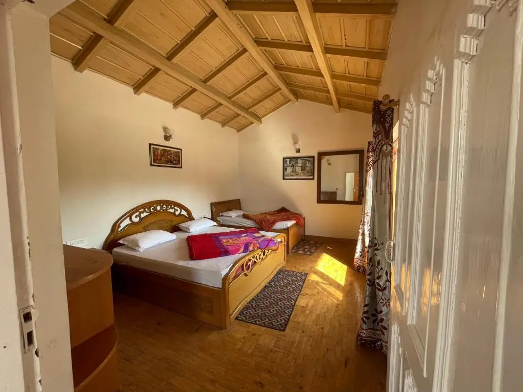Наинитал: Shri Shail Inn