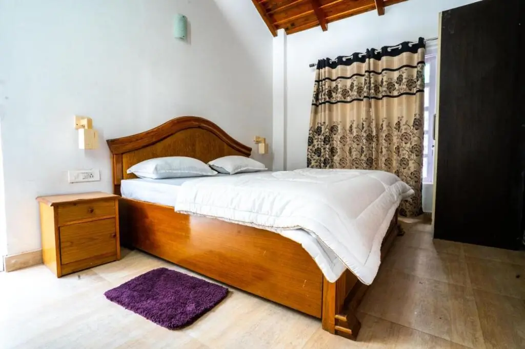 Наинитал: Brown Stone Villa