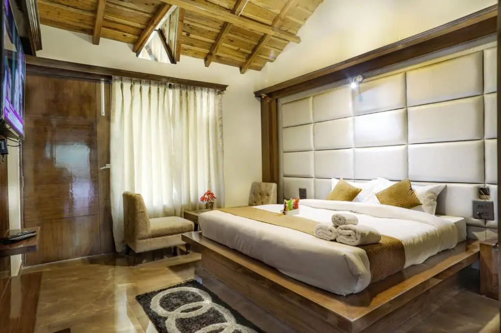 Наинитал: Hotel Vinsober Monal