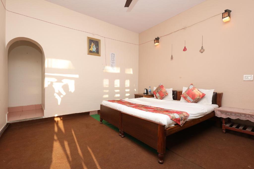 Наинитал: Hotel Adhya Inn