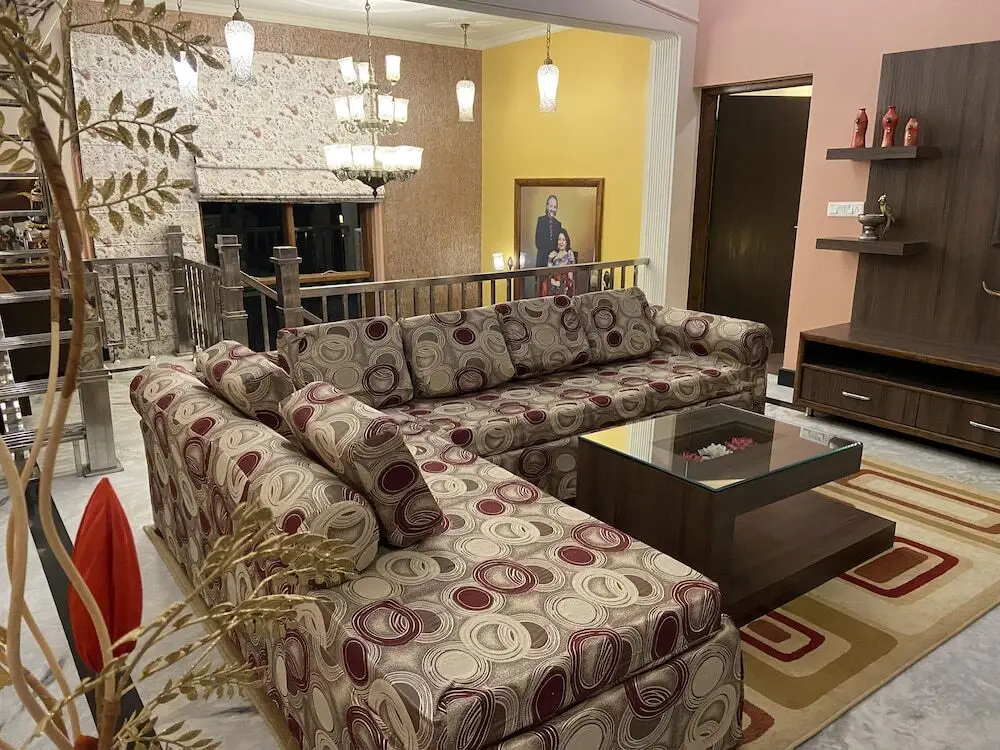 Наинитал: Sangita Resorts Naukuchiatal