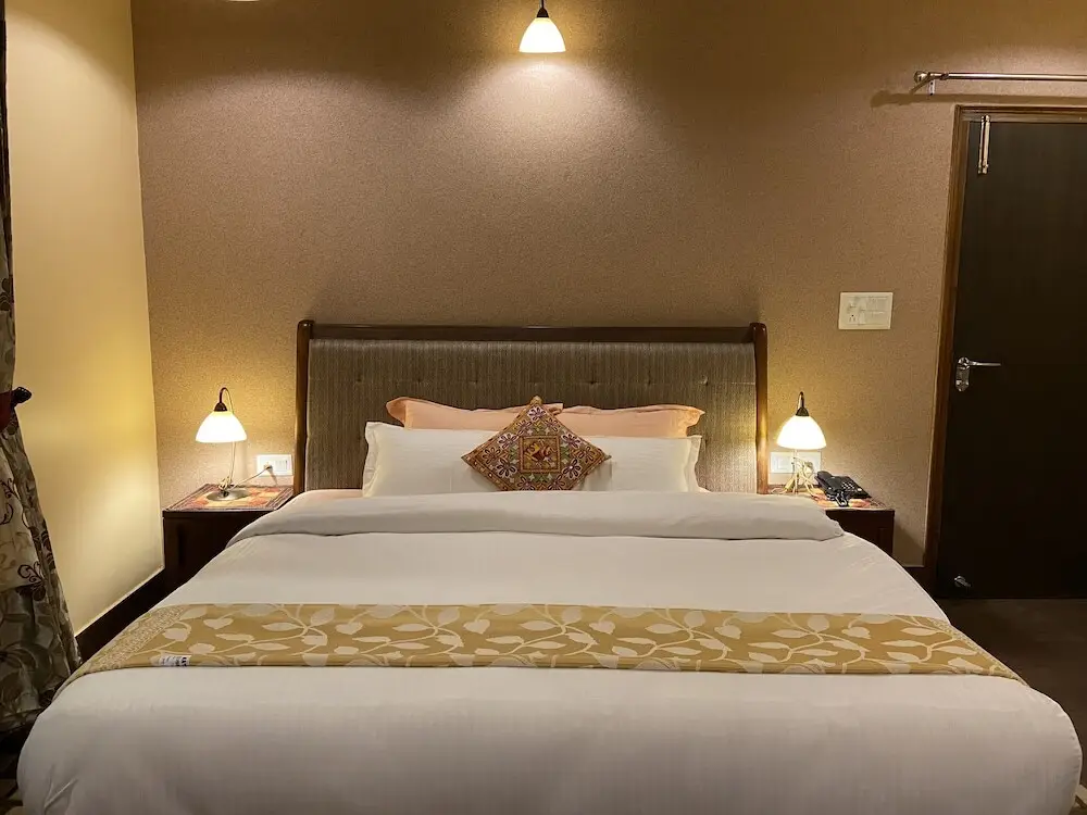 Наинитал: Sangita Resorts Naukuchiatal