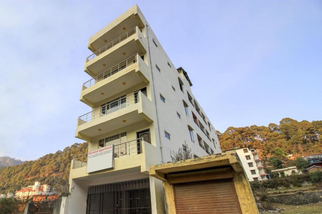 Наинитал: OYO Flagship 77433 Sk Hotel