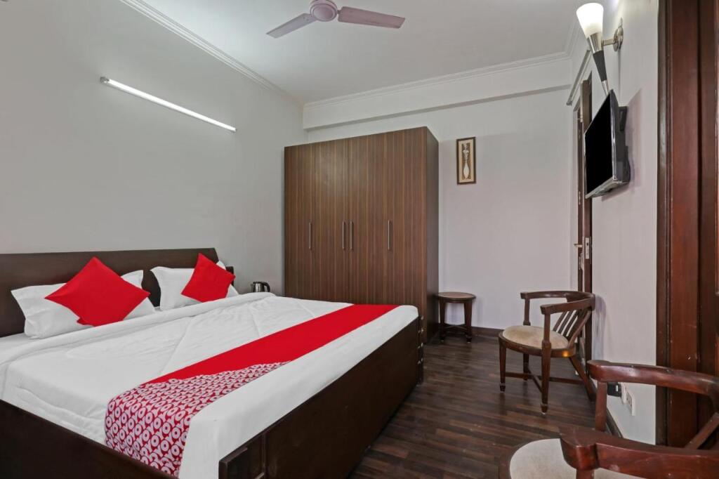 Наинитал: OYO Flagship 804855 Hotel Mountain Oak