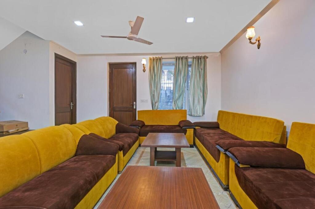 Наинитал: OYO Flagship 804855 Hotel Mountain Oak