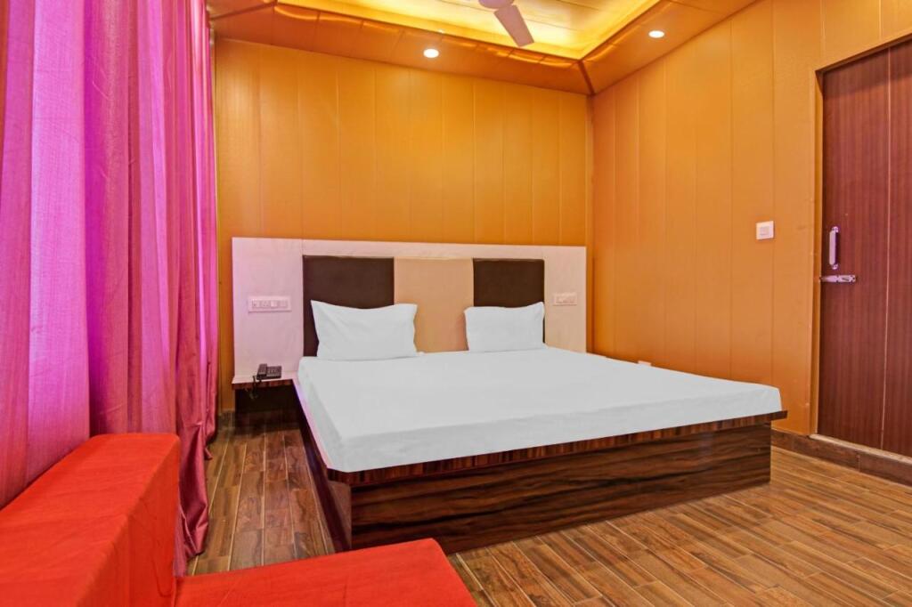 Шимла: OYO Flagship 804876 Hotel Pine View Villa