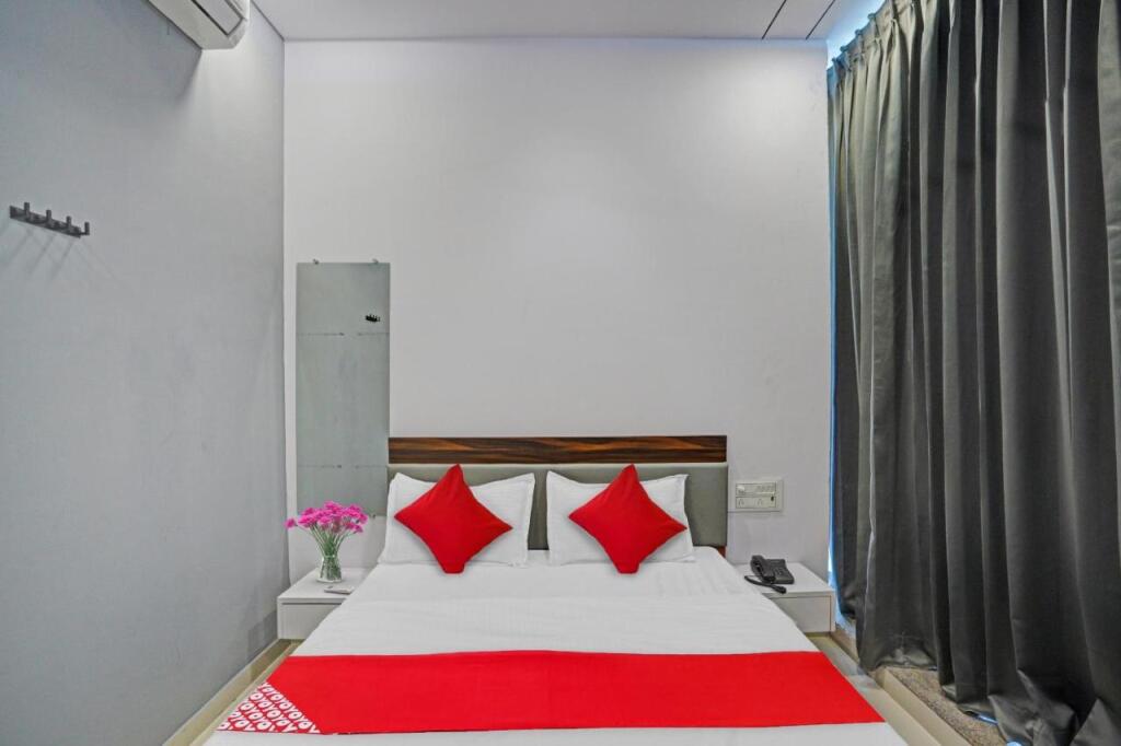 Сурат: OYO Flagship 703041 Hotel Sky View