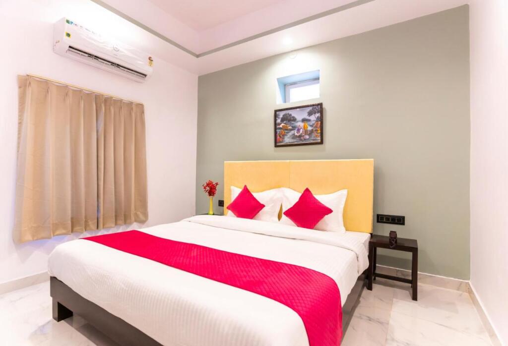 Удаипур: Hotel Lake N Hill View