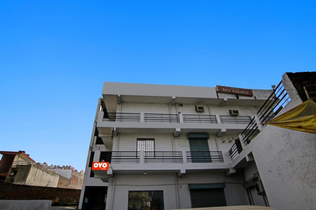 Нью-Дели: OYO Flagship 806428 Hotel View Sky