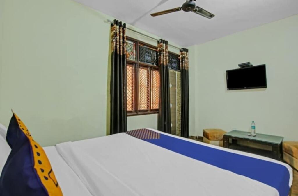 Нью-Дели: OYO 88325 The New View Hotel