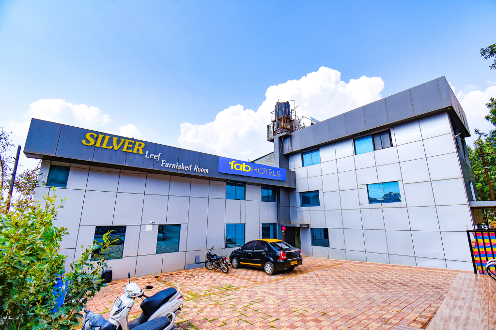 FabHotel Hillview Furnished Stays — фото 1