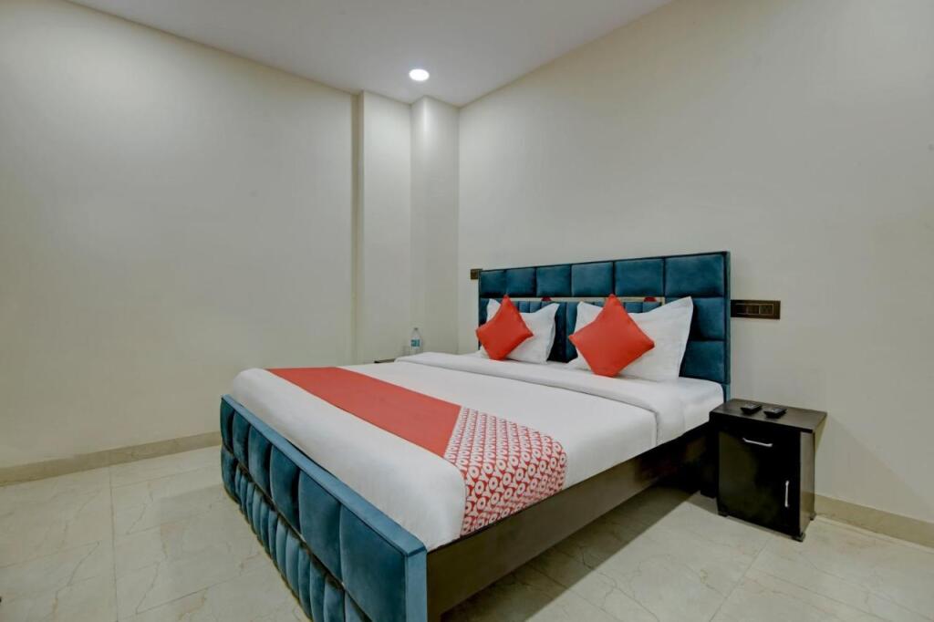 Нью-Дели: OYO Flagship 701775 Discovery Rooms