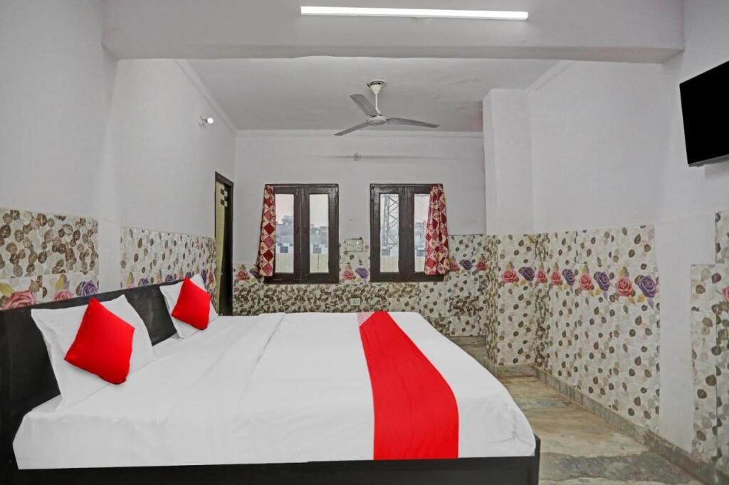 Нью-Дели: OYO Flagship 804788 Kd Rooms