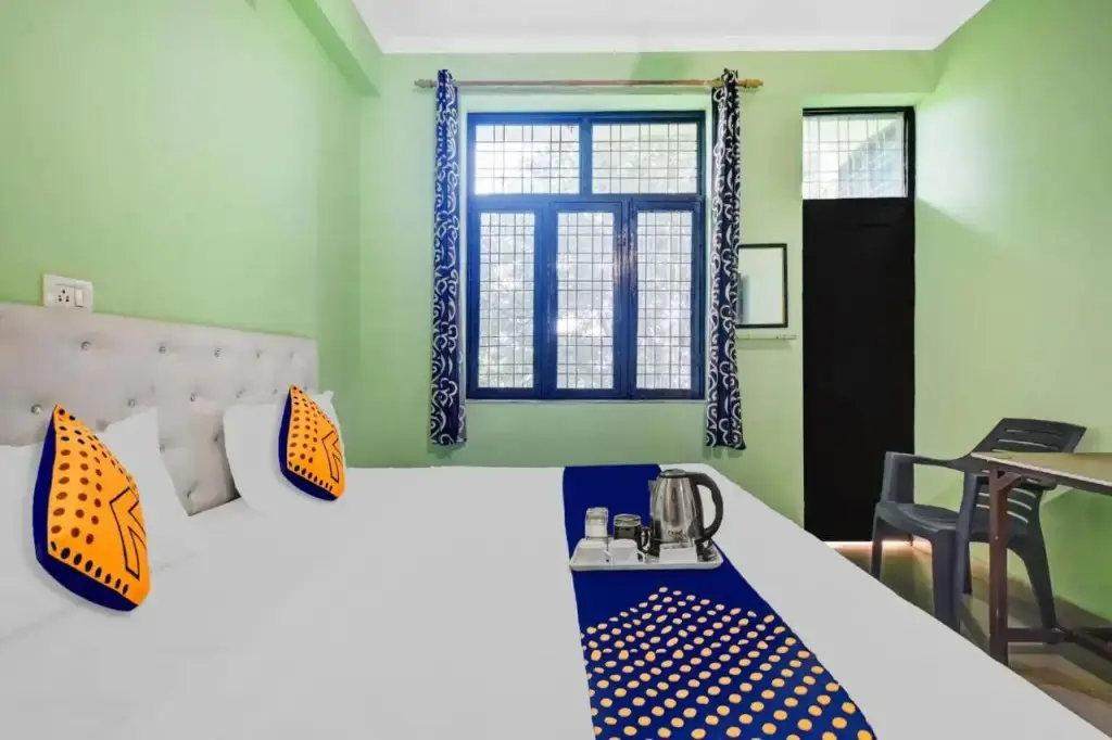 Прем-Нагар: SPOT ON 700466 Hotel Surya Rooms & Banquet
