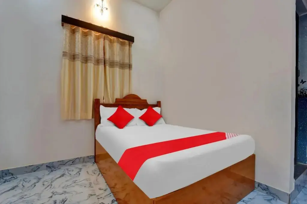 Шолаандан: OYO Flagship 700999 Sri Kamatchi Hotel & Rooms