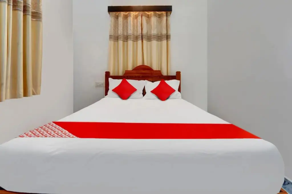 Шолаандан: OYO Flagship 700999 Sri Kamatchi Hotel & Rooms