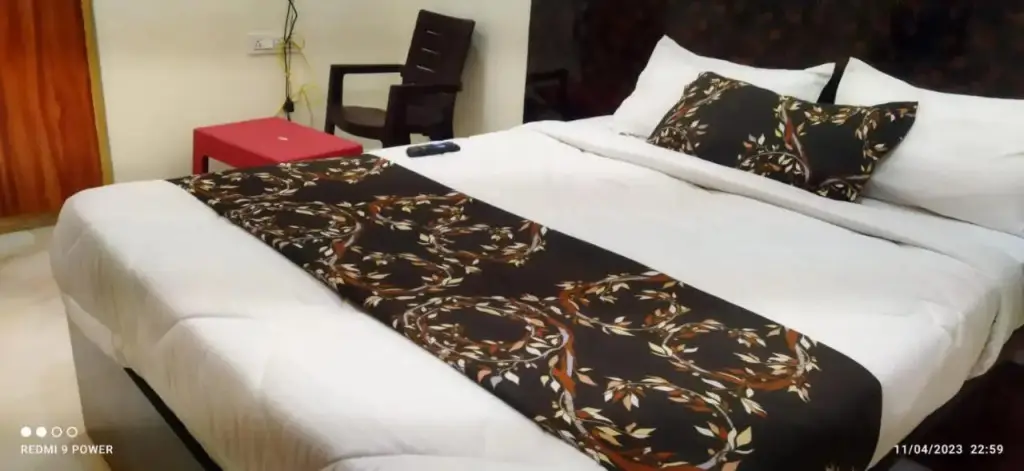 Шамшабад: iROOMZ Hotel Apoorva