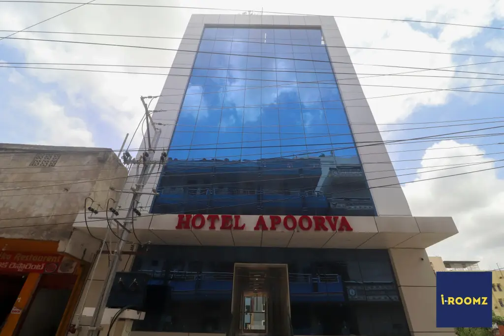 Шамшабад: iROOMZ Hotel Apoorva