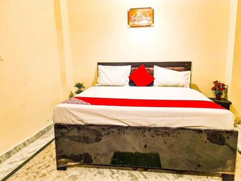 Нью-Дели: OYO Flagship 700452 Hotel Moonshine
