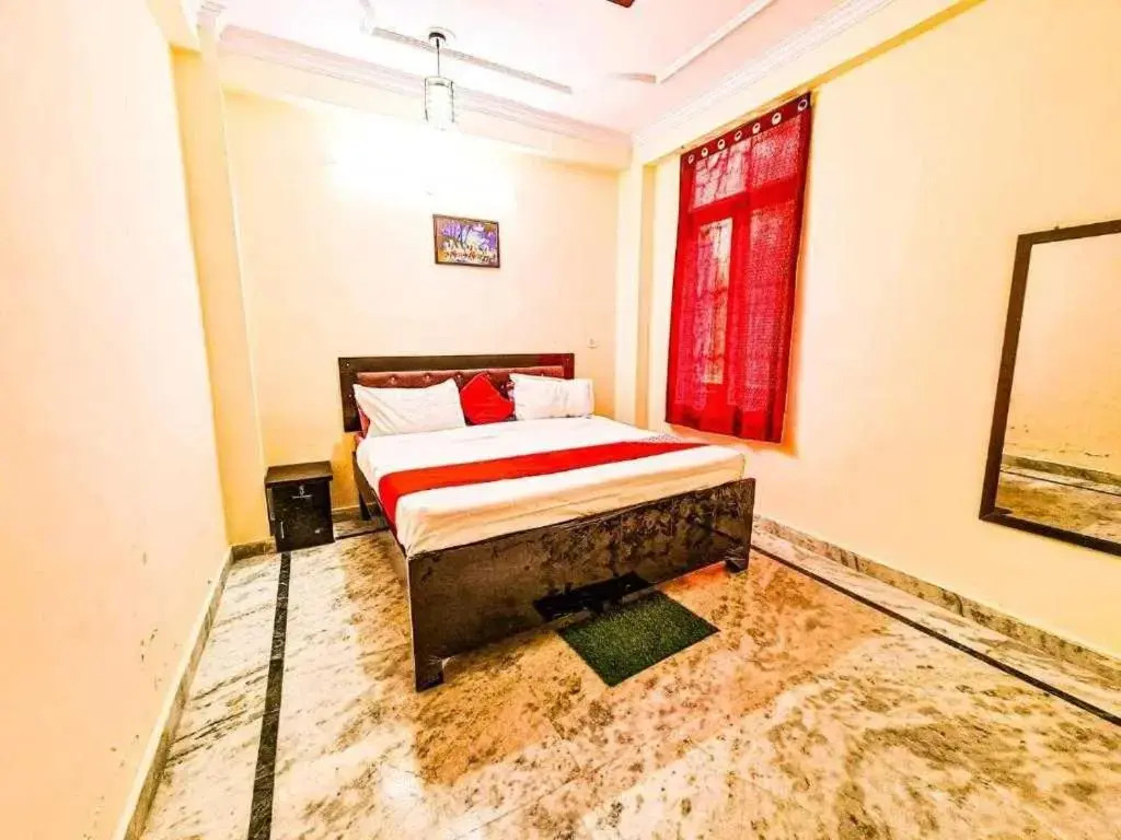 Нью-Дели: OYO Flagship 700452 Hotel Moonshine
