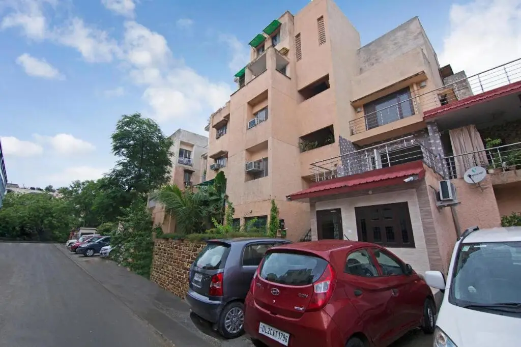 Oyo Home 78927 Elegant Studio Sarita Vihar — фото 1