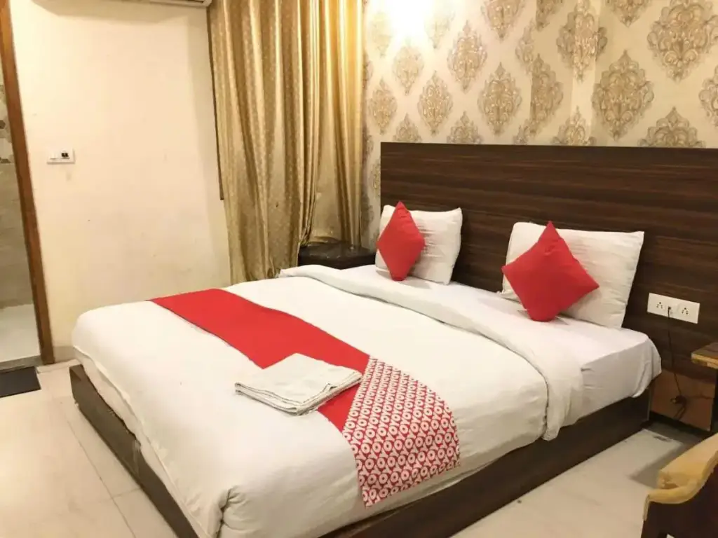 Нью-Дели: OYO 88024 Hotel Namastey