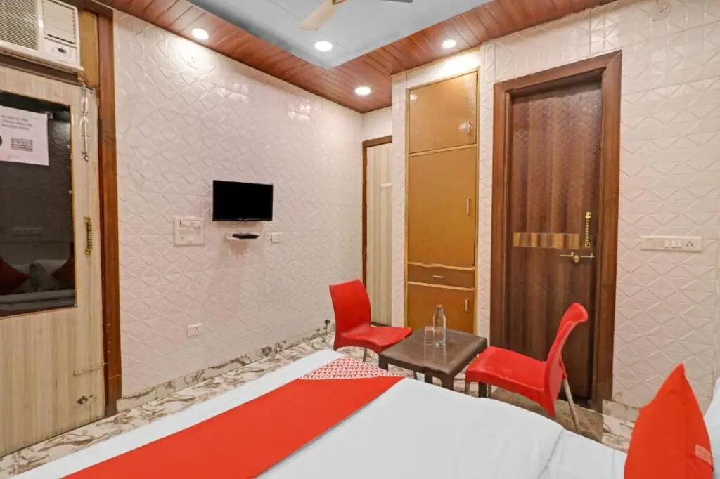 Нью-Дели: OYO 87511 Hotel Sai Upwan