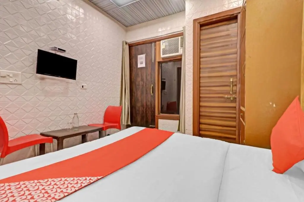 Нью-Дели: OYO 87511 Hotel Sai Upwan