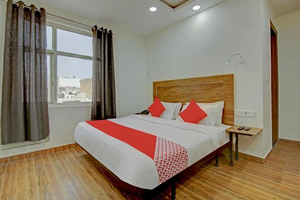 Нью-Дели: OYO Flagship 703579 Santosh Residency