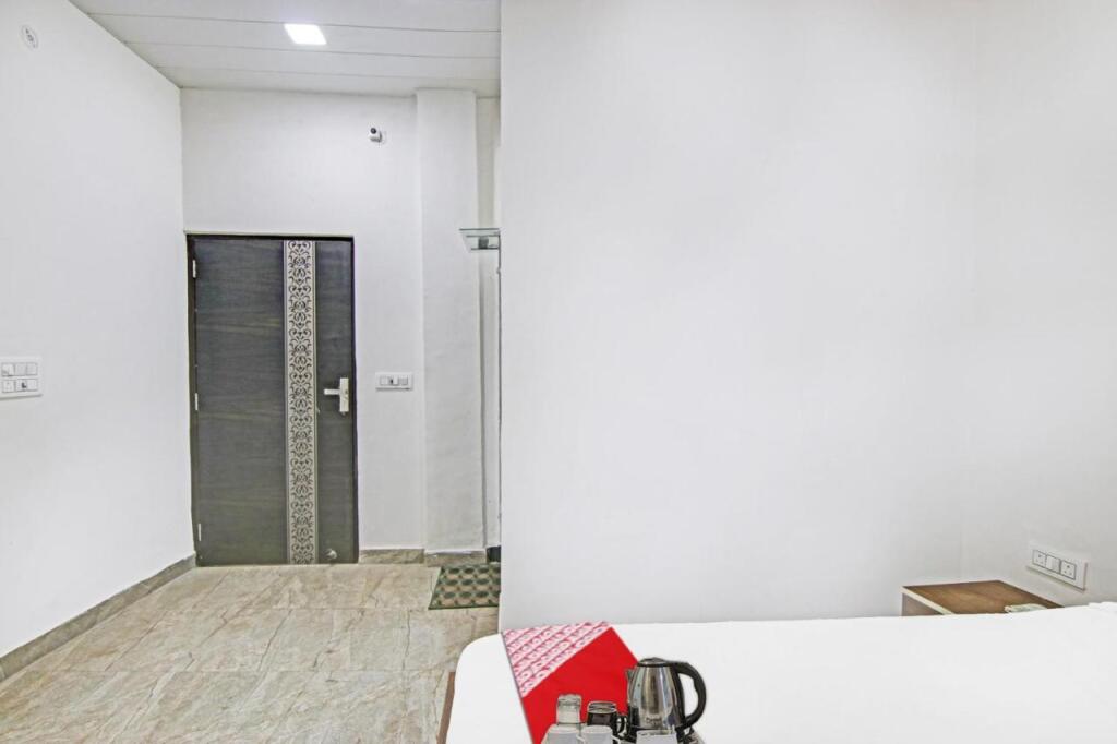 Нью-Дели: OYO Flagship 703006 Hotel Mid- Town