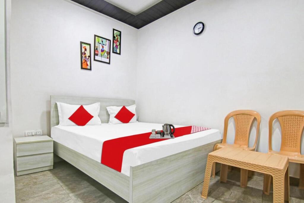 Нью-Дели: OYO Flagship 703006 Hotel Mid- Town