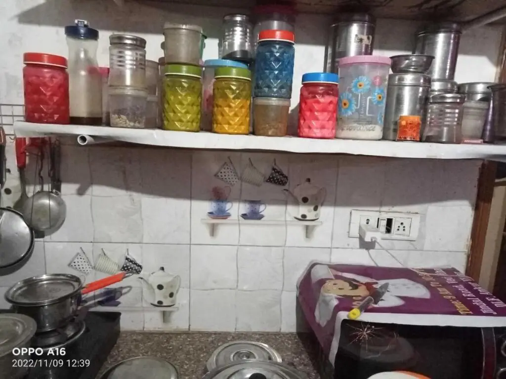 Нью-Дели: OYO HOME 702944 B-23 ,vrindavan Society