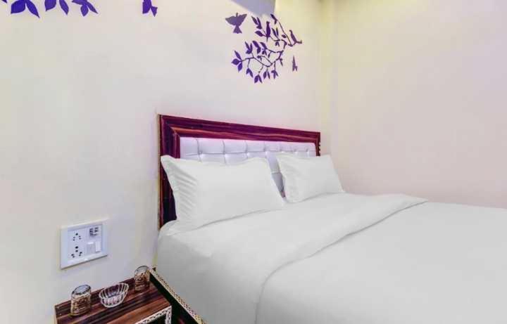 Нью-Дели: OYO 80663C Oyo Shubh Guest House
