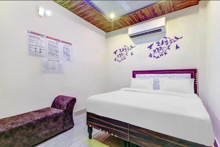 Нью-Дели: OYO 80663C Oyo Shubh Guest House