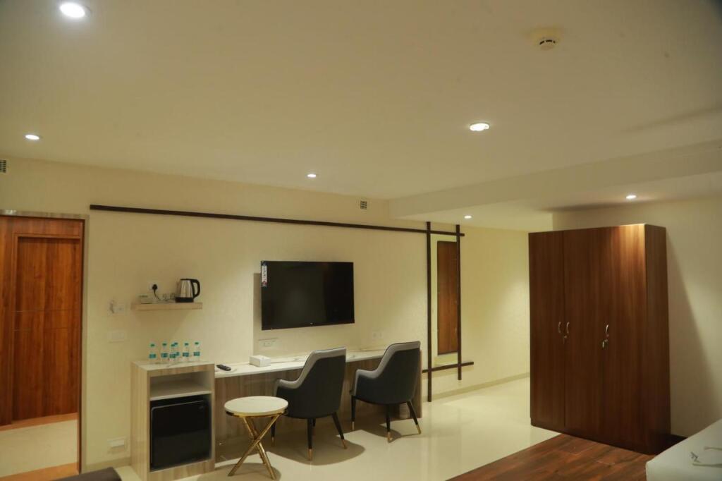 Хидерабад: Grand Manor Suites
