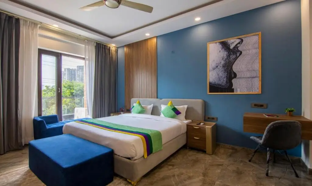 Нойда: Treebo Premium Embassy Inn