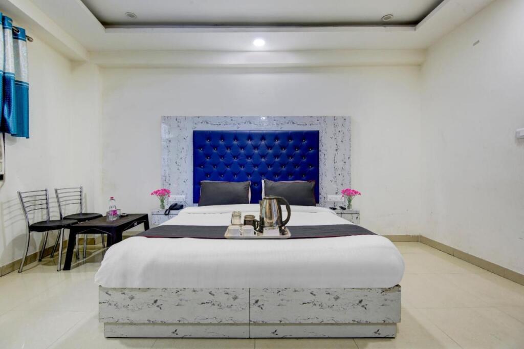 Нью-Дели: Collection O 701254 Hotel Golden Blue