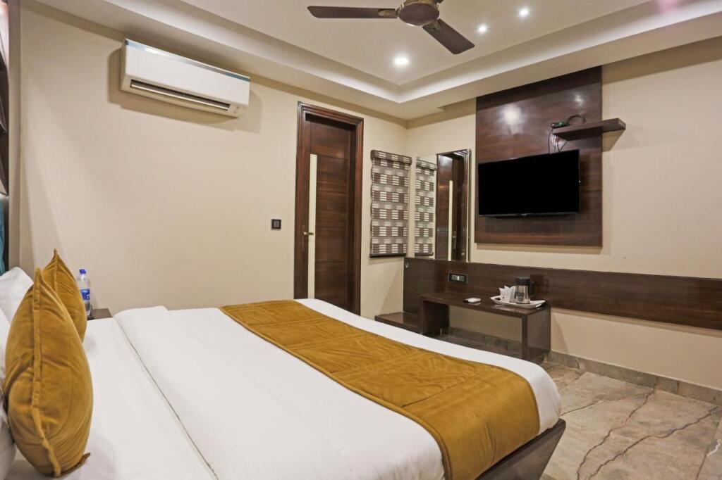 Нью-Дели: Hotel Vanson Delite