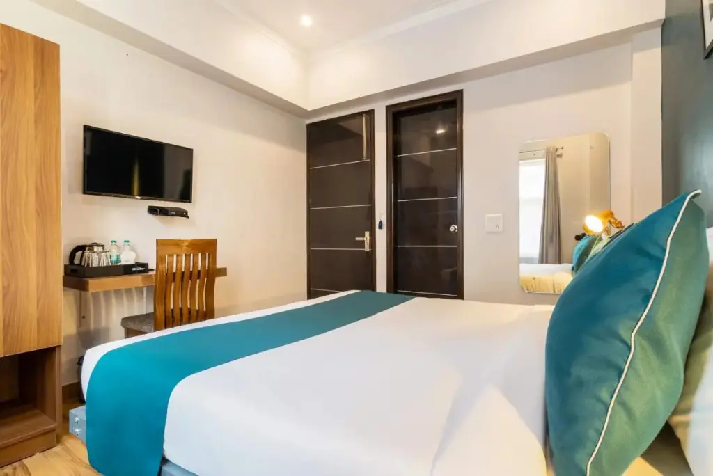 Нью-Дели: OYO Flagship 808177 Hotel Red Carmine