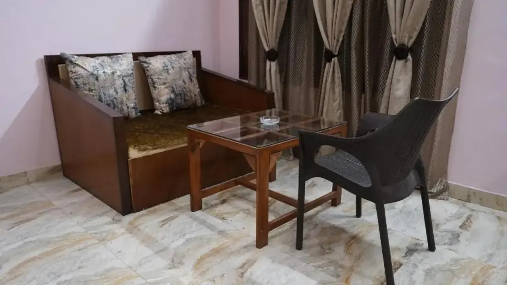 Наинитал: Hr Dukes Den Resort