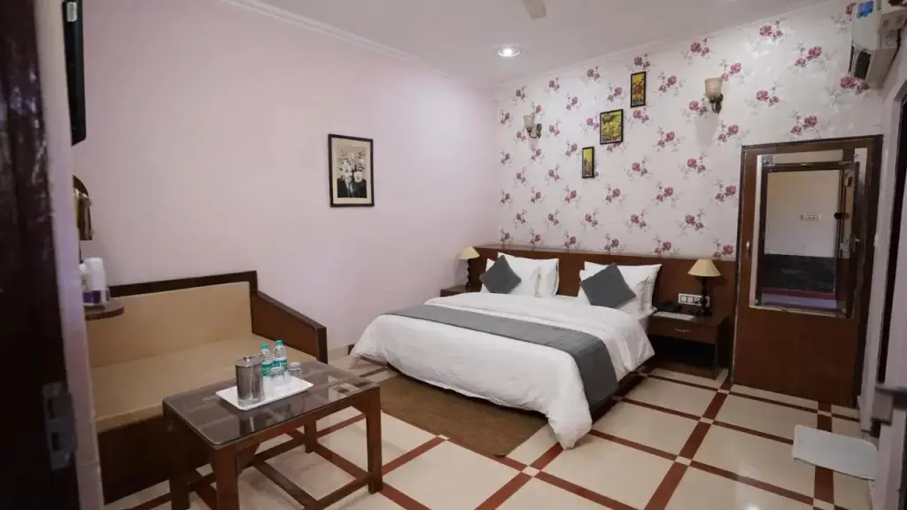 Наинитал: Hr Dukes Den Resort