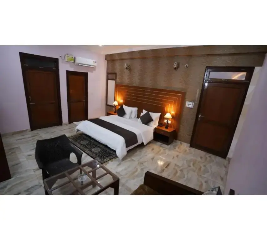 Наинитал: Hr Dukes Den Resort
