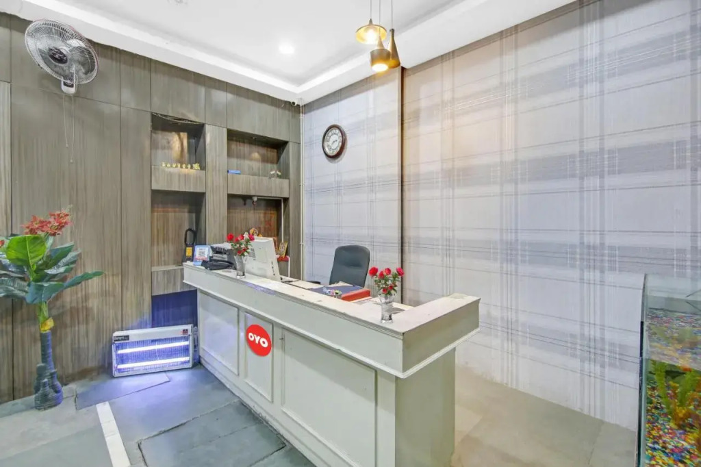 Нью-Дели: Oyo Flagship 701942 Hotel Nfc Inn