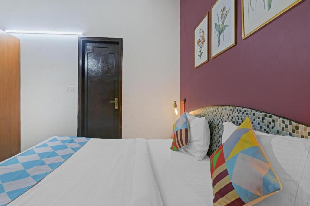Нью-Дели: OYO Flagship 79655 KAILASH INN