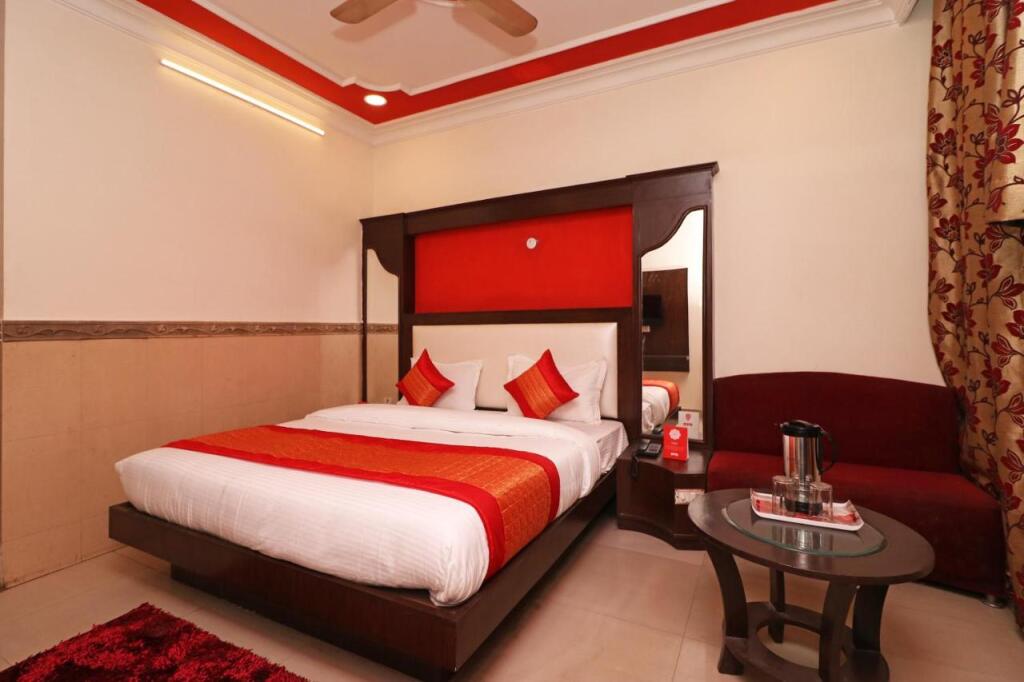 Нью-Дели: OYO Flagship 10562 Kumar palace