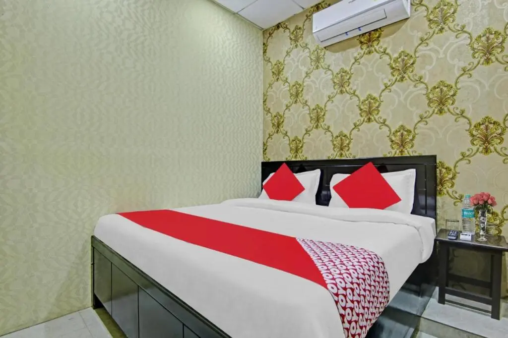 Нью-Дели: OYO Flagship 806146 Hotel Grow More