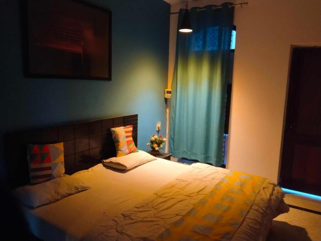 Нью-Дели: OYO 806404 Hotel P TOWN