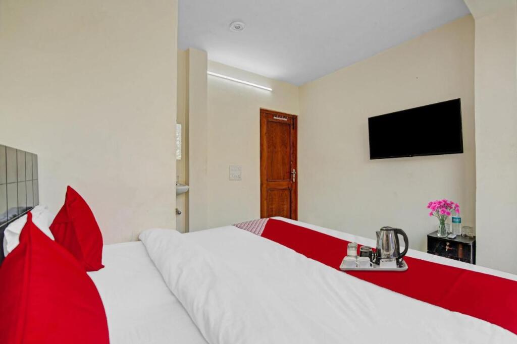 Нью-Дели: OYO Flagship 703124 Hotel The Royal